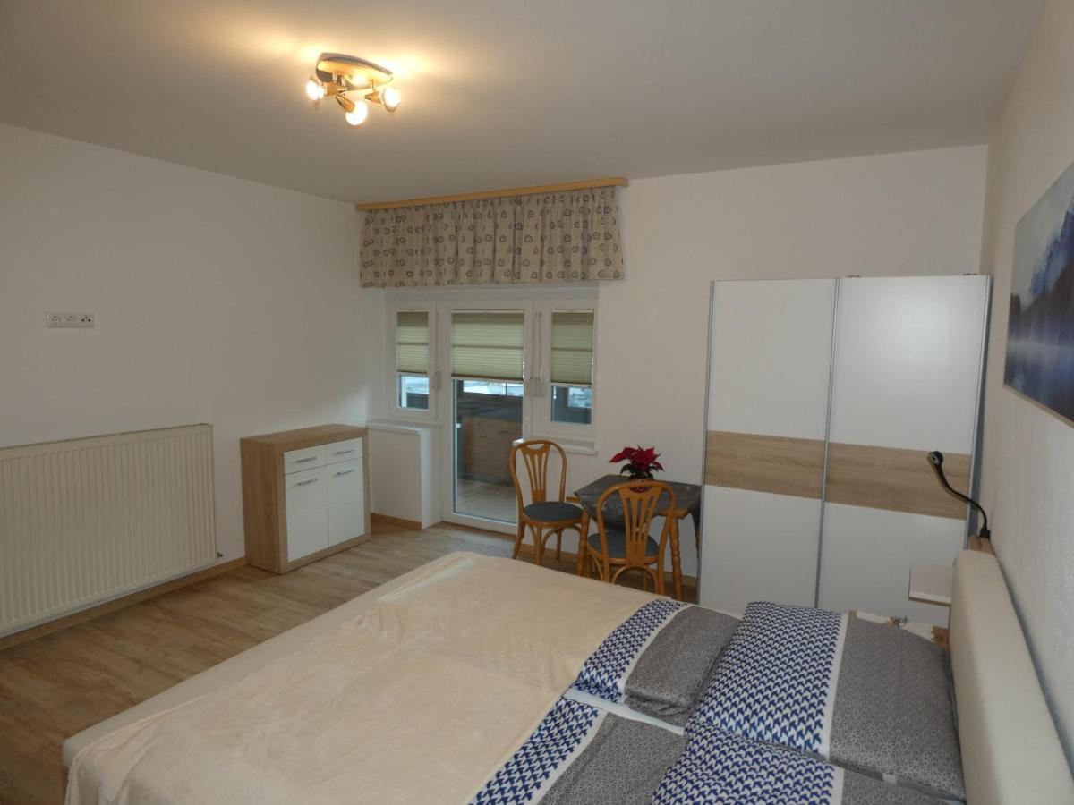 Gaestezimmer Gombotz Etmissl Kültér fotó