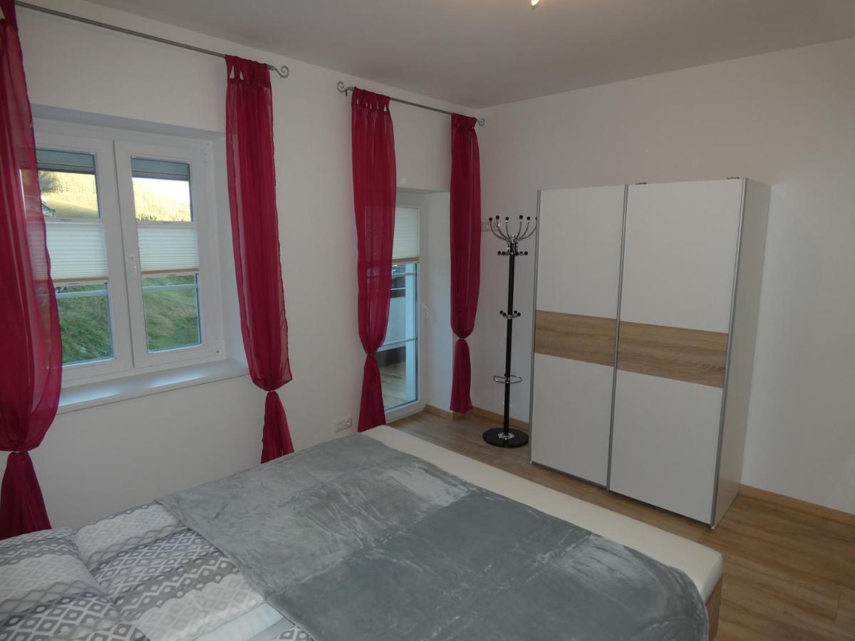 Gaestezimmer Gombotz Etmissl Kültér fotó